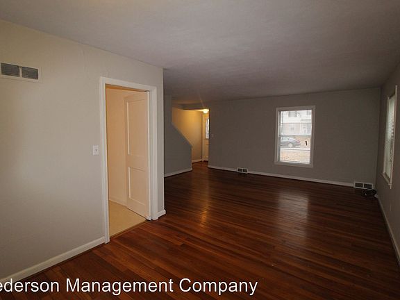 2nd image of 7541 Wyoming St