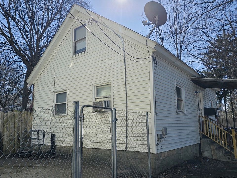 2nd image of 200 Markland Ave #2