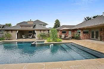 4th image of 5646 Evelyn Ct