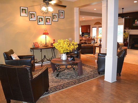 5th image of 5901 Doe Cir