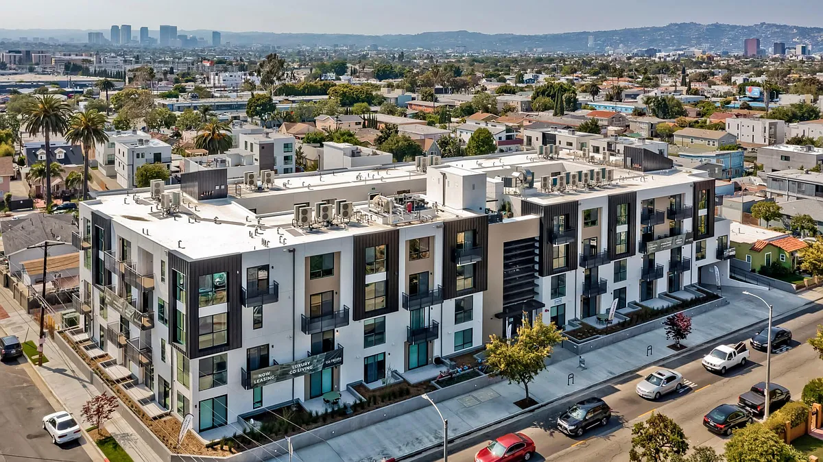 Building Photo - Co/Relate West Adams