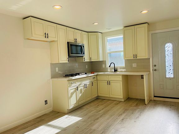 3rd image of 1643 223rd St