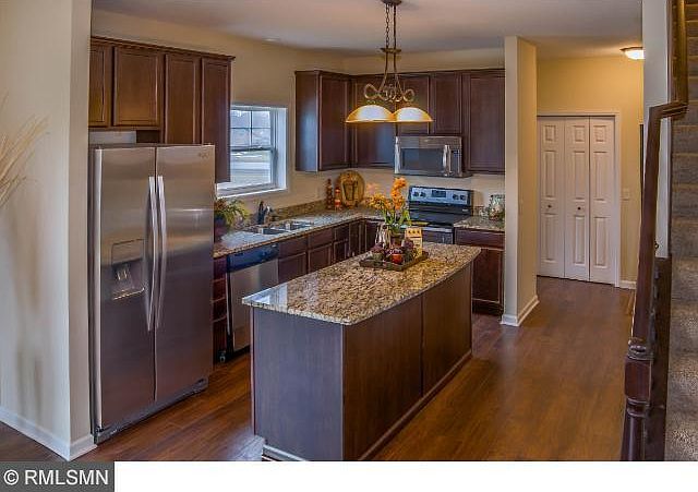1st image of 2580 Vierling Dr E