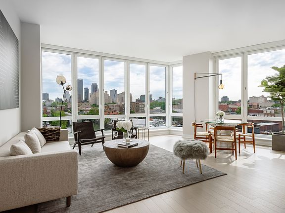 3rd image of 363 Bond St #567