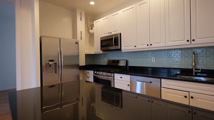 Rented by Keller Williams NYC | media 7
