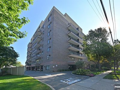 140 Euclid Ave APT 2F, Hackensack, NJ, 07601