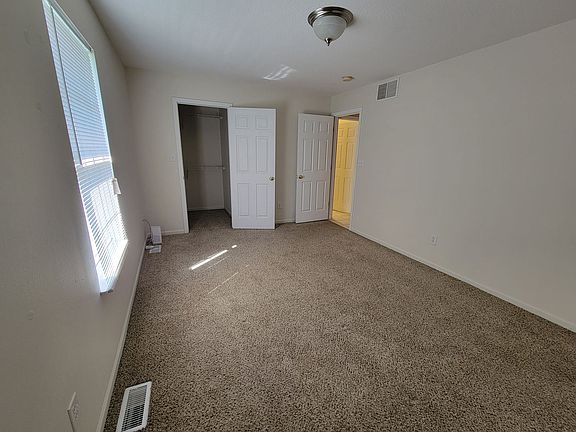 5th image of 235 Northstar Dr APT D