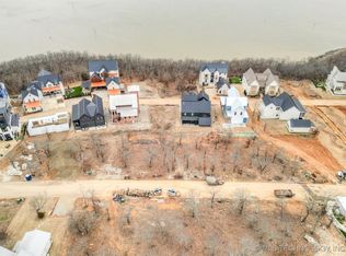 114 Sandstone Dr, Eufaula, OK 74432