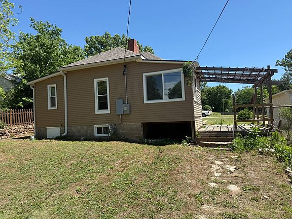 3rd image of 410 Washington Ave