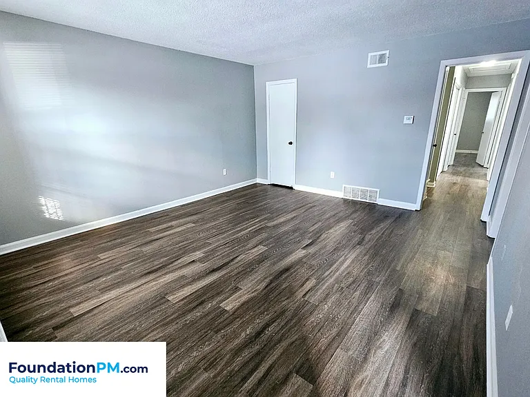 3448 Barbwood Dr — Photo 8