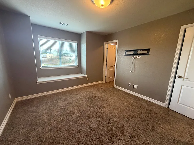 8229 S Country Club Pkwy — Photo 19
