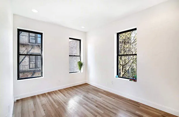 Rented by Compass | media 11