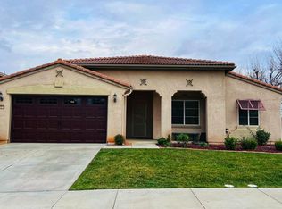 31819 McCartney Dr, Winchester, CA 92596