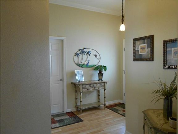 4th image of 1856 Boxwood Ter