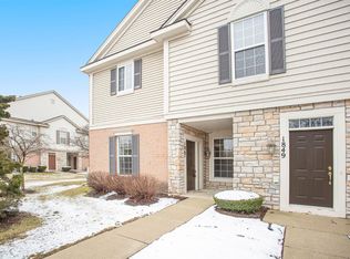 1867 Pinecroft Dr #175, Canton, MI 48188