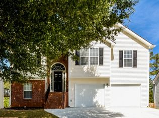 11752 Spring Lake Way, Fayetteville, GA 30215