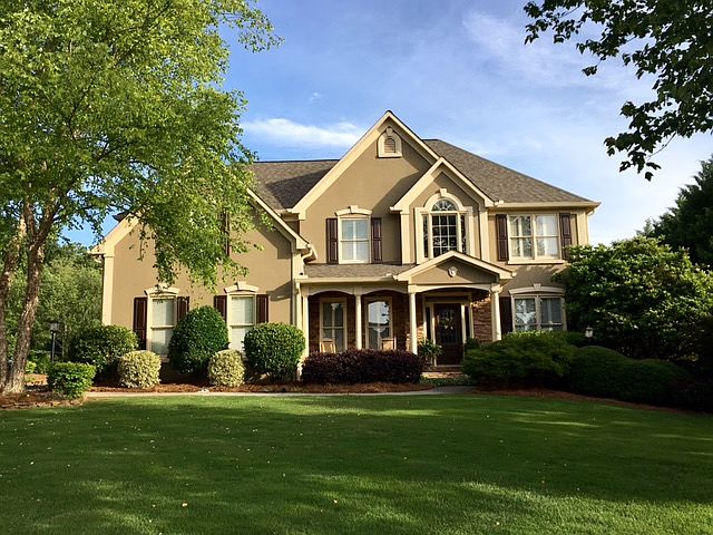 1062 Avery Creek Drive