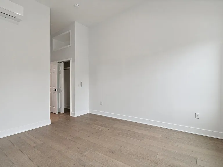 36 Park St #2 — Photo 13