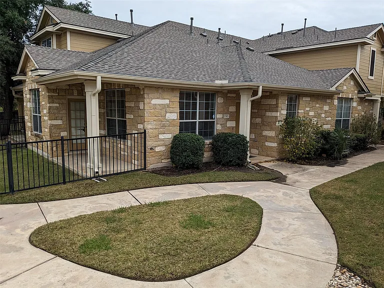 16100 S Great Oaks Dr #2303 — Photo 1