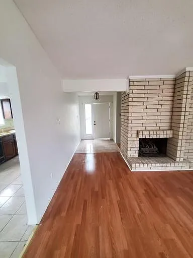2210 Greenvalley Dr — Photo 6