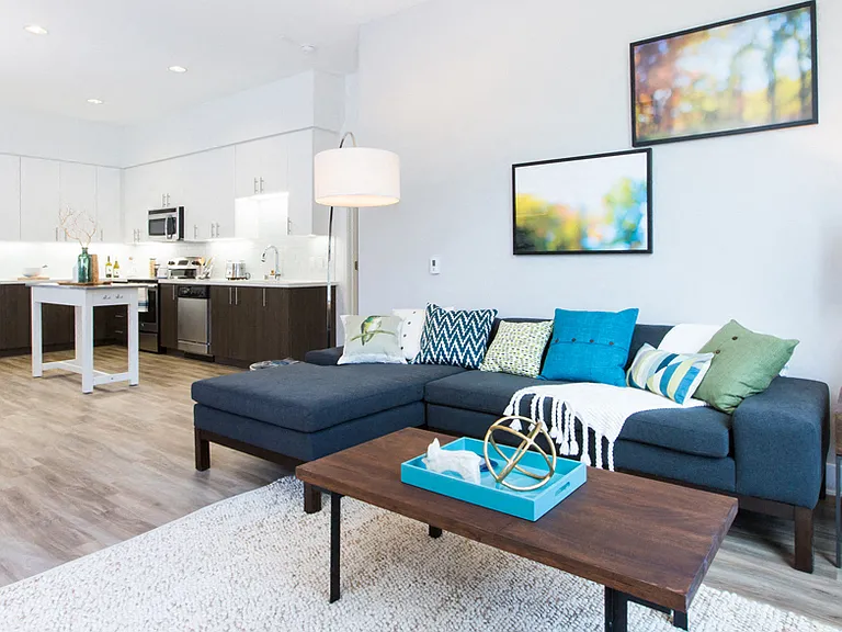 Loft House Apartments — Photo 6