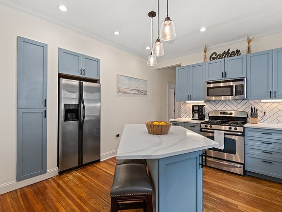 5th image of 285 Minot St #2