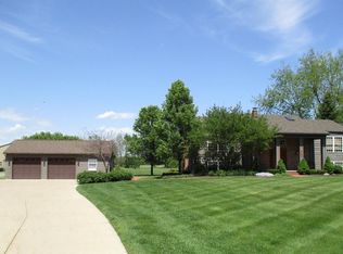 940 Mooreville Rd, Milan, MI 48160