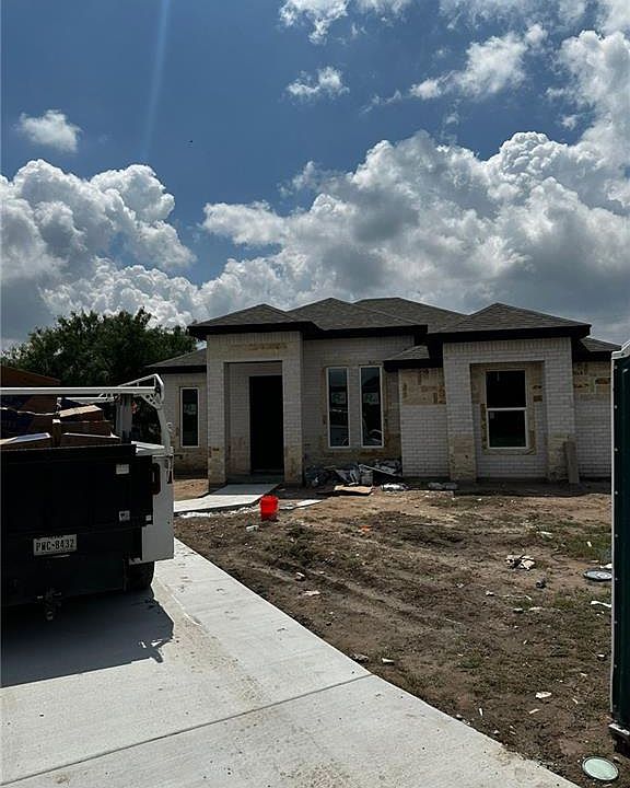 1st image of 4606 Hernandez Dr