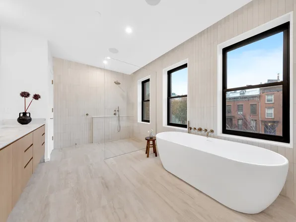 126 Washington Avenue image 14 of 25