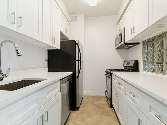 3rd image of 350 Albany St #O3