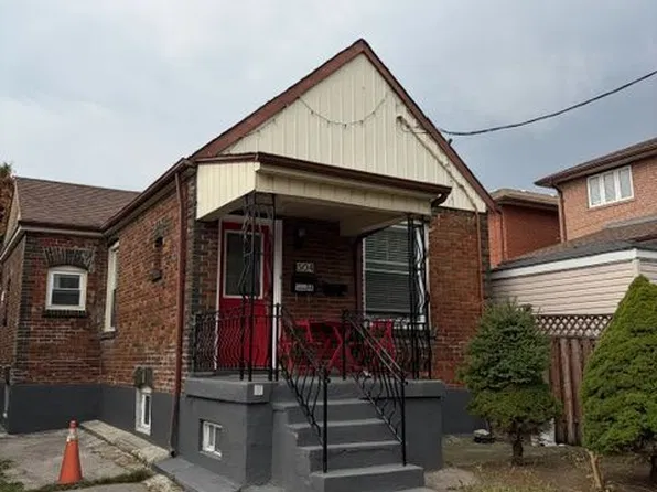 504 Caledonia Rd, Toronto, ON M6E 4V2