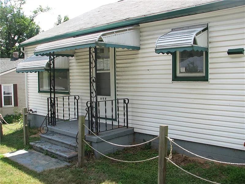 137 Council Ave photo 1