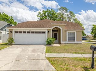 11042 Peppersong Dr, Riverview, FL 33578
