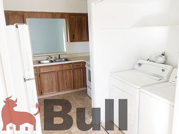 4th image of 35 Sandalwood Ct