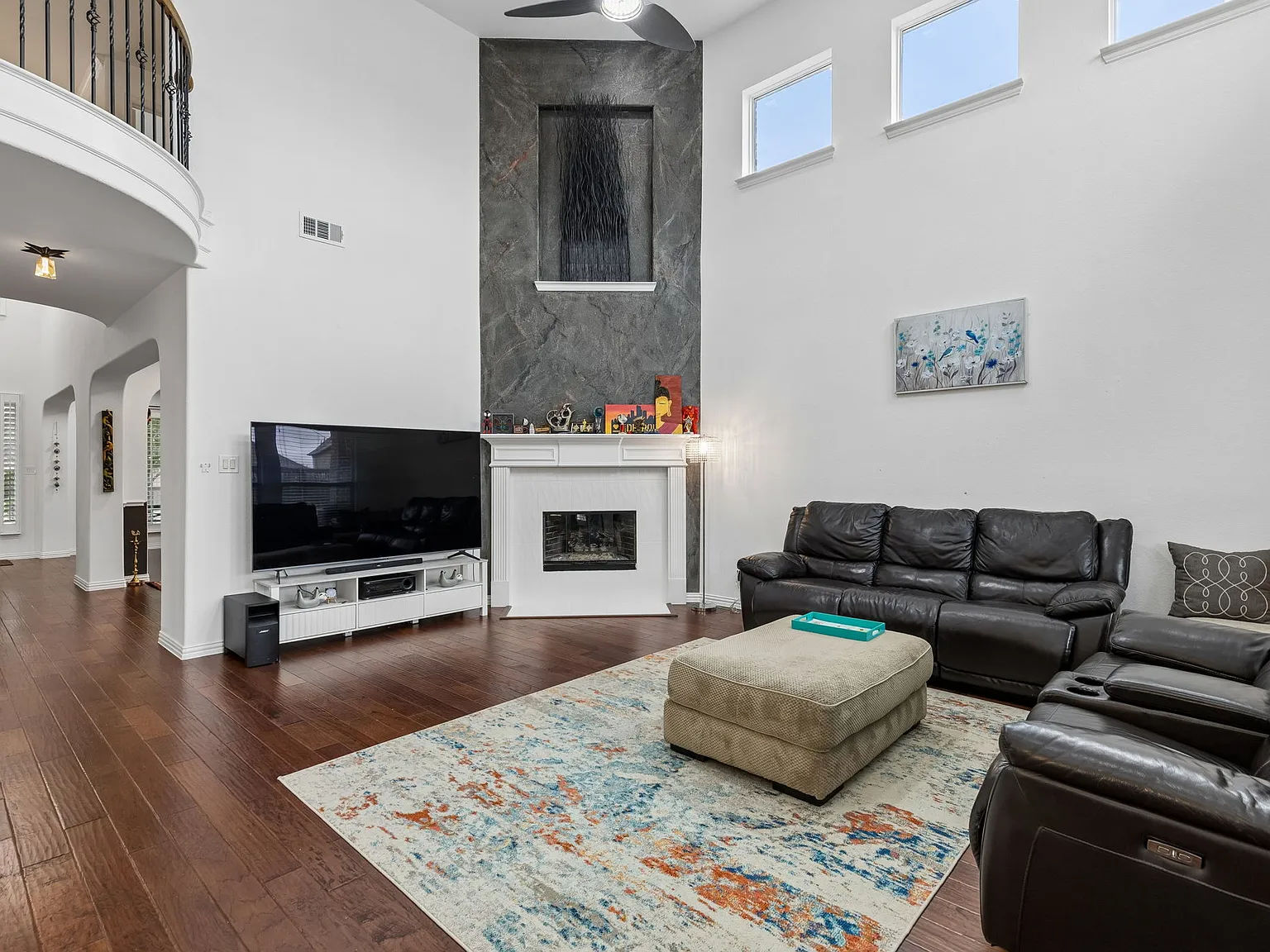 4 bed, 4013 sqft, $3,675 — Photo 4
