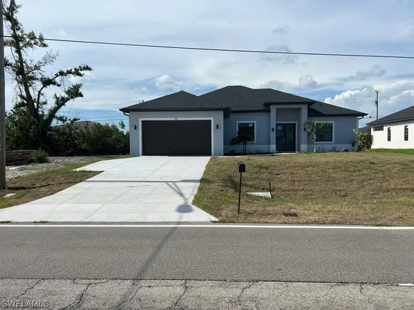 345 Diplomat Pkwy E, Cape Coral, FL 33909