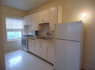 2563 N Farwell Ave #9, Milwaukee, WI 53211