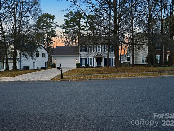 2nd image of 3818 Yorkford Dr