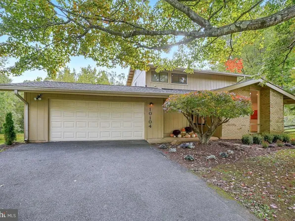 10104 Grayhorse Ct, Rockville, MD 20854