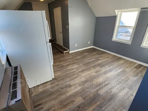 1402 Willis Ave APT 7, Perry, IA 50220
