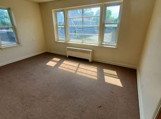 825 Wisconsin Ave - 6 Unit, Racine, WI 53403