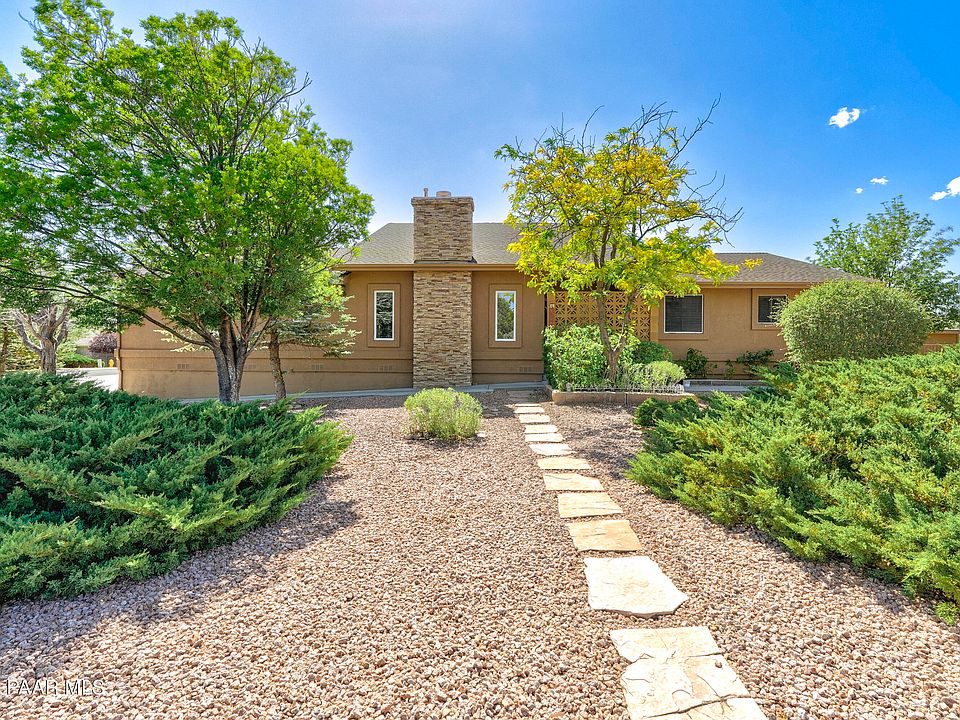 1st image of 5697 N Honeysuckle Rd