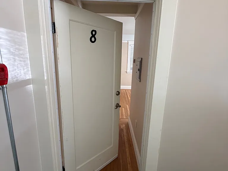 1525 Spruce St #8 — Photo 5
