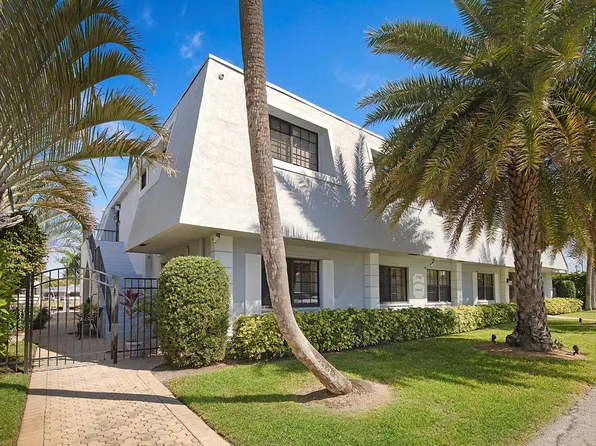 2743 NE 28th Court #3, Lighthouse Point, FL 33064