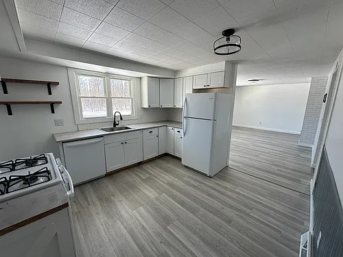 5836 East Ln Photo 1