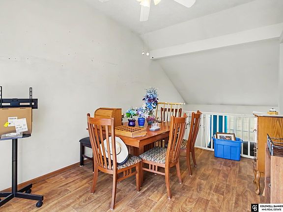 4th image of 8013 Craig Ave