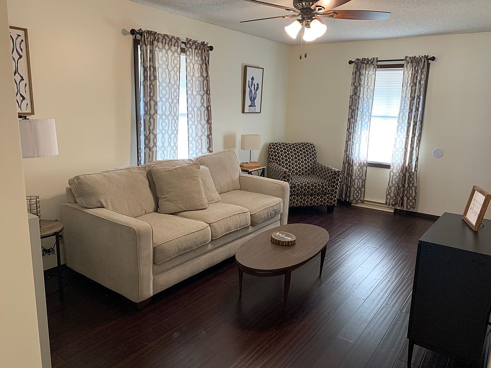 1st image of 617 4th St #4