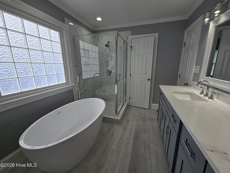 102 White Oak Dr — Photo 18