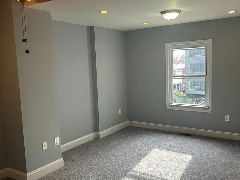1169 Morse St NE — Photo 8