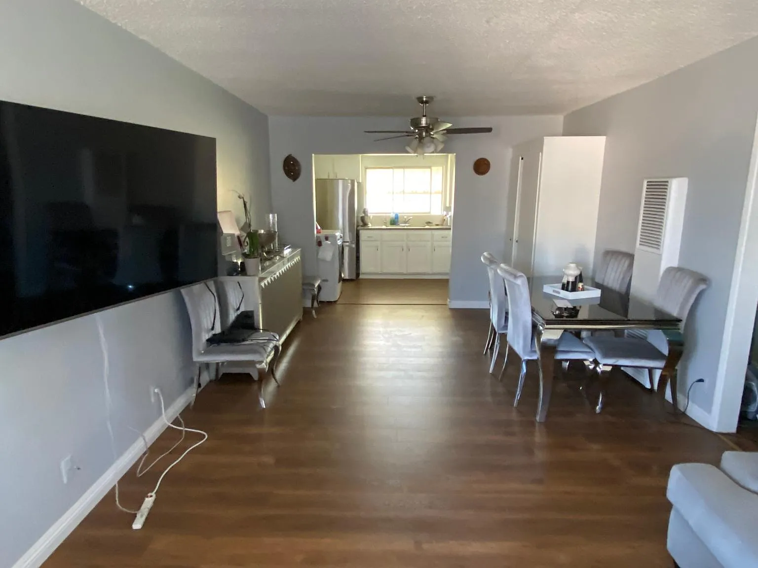 2 bed, 1000 sqft, $2,395 — Photo 1